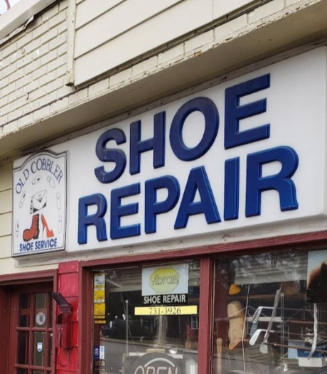 Reparación de zapatos viejos zapateros de Dickson