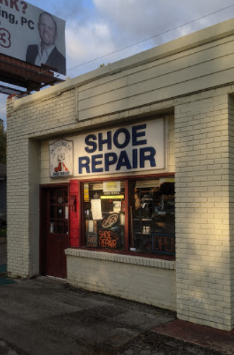 Reparación de zapatos viejos zapateros de Dickson
